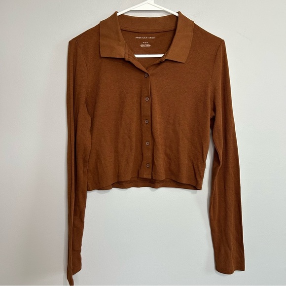 NWT American Eagle Outfitters Brown Button-Down Stretch Shirt Women’s Medium - Picture 1 of 6